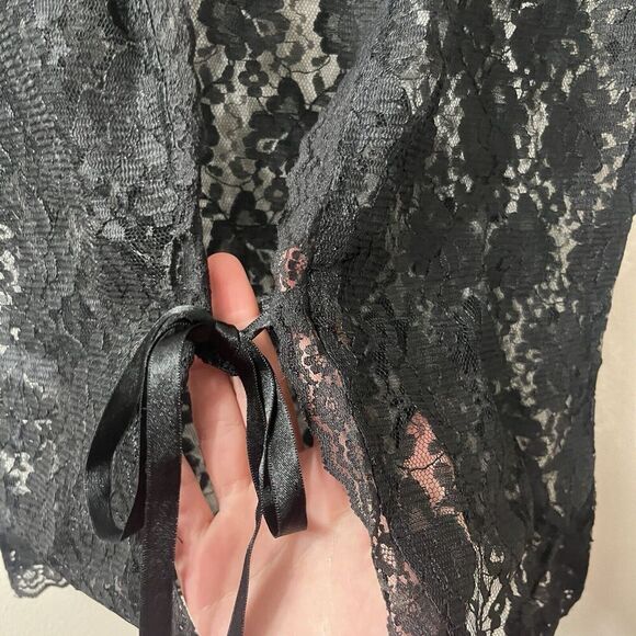 Old Navy Lace Bolero Jacket Women M Short Sleeve Shrug Cardigan Fairy Witchy Y2K - Picture 3 of 6